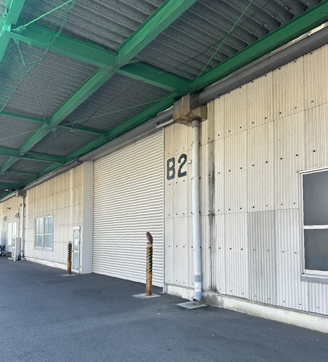 磐田市内R150より南 倉庫外観